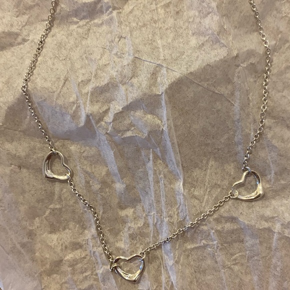 ⭐️HP⭐️Tiffany & Co. Paloma Picasso 3♥️sterling silver necklace - Picture 2 of 2
